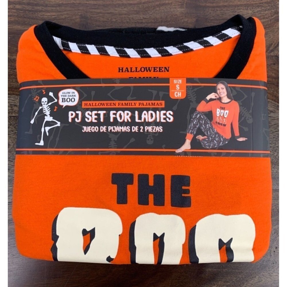 Halloween Family Pajamas Women's 2pc Set Size Small Skeleton Glow in the Dark